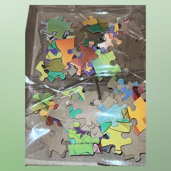 1975 Vintage Mickey Mouse Puzzle Knight In Shining Armor & Dragon 100 PC Puzzle - Picture 3 of 3